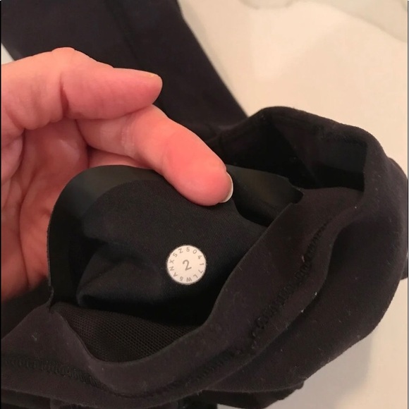 Lululemon In Movement Tight 25" *Everlux - Picture 6 of 7